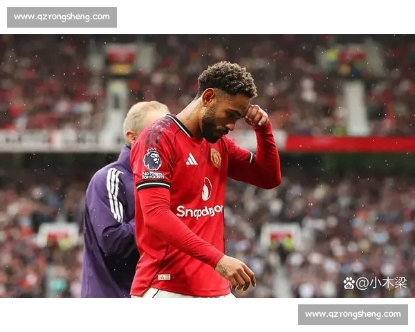 关键时刻因伤退离赛场比赛走向与球队命运陡然生变引发关注热议