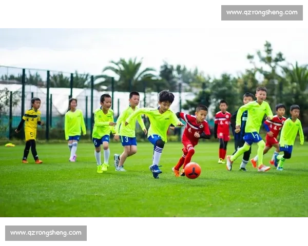 基于核心素养提升的校园足球系统化教学方案研究与实践探索路径创新